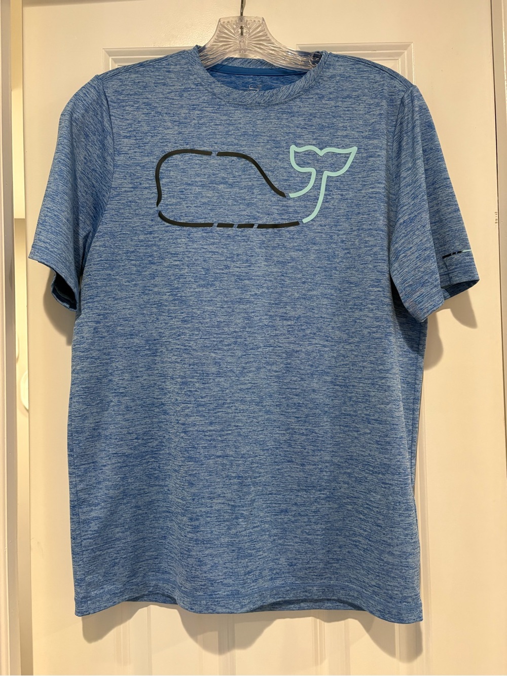 Vineyard Vines Boys’ Whale Outline Harbor Performance Tee Size Youth Large (16)